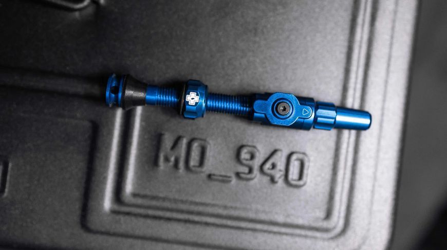 Ниппели Muc-Off TUBELESS BIG BORE LITE черные S MC.21117 фото
