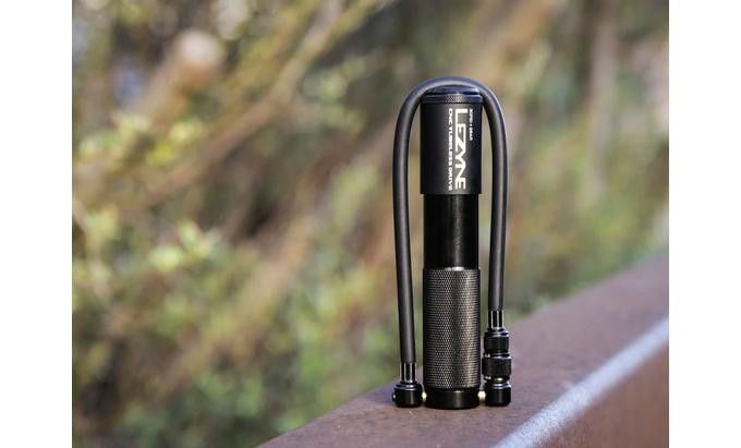 Насос Lezyne CNC TUBELESS DRIVE с СО2 4710582 542060 фото