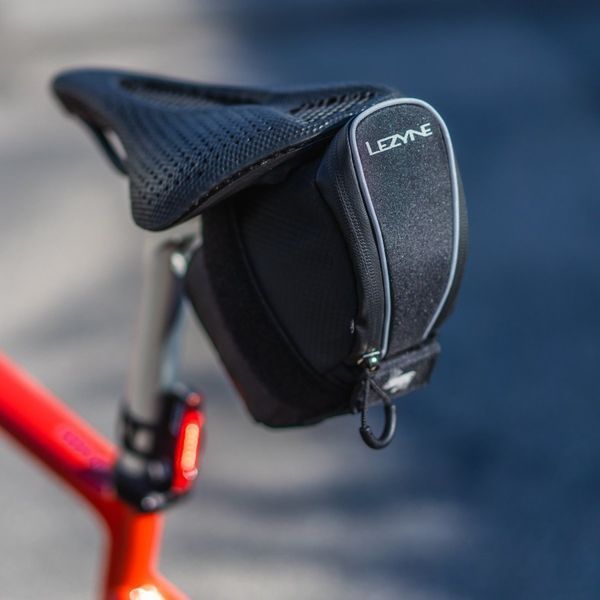 Сумка підсідельна Lezyne MICRO CADDY XL 0,5л Чорний 4710582 542695 фото